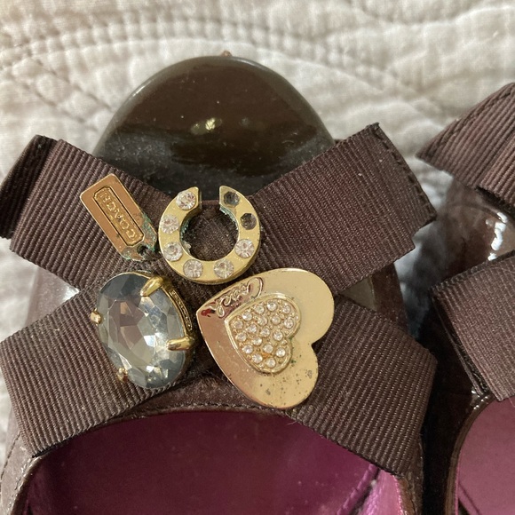 Coach brown patent leather wedge pumps - Picture 3 of 5